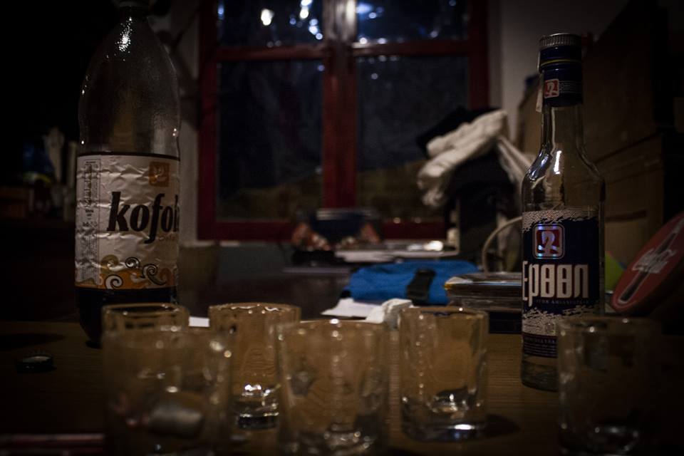 Mongolian welcome drink - International Mongolian Championship 2014