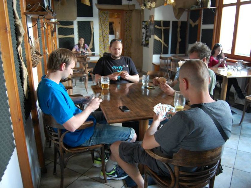 049-018-finale-gentlemenu