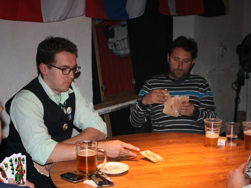 157-tanamur-beats-dogs