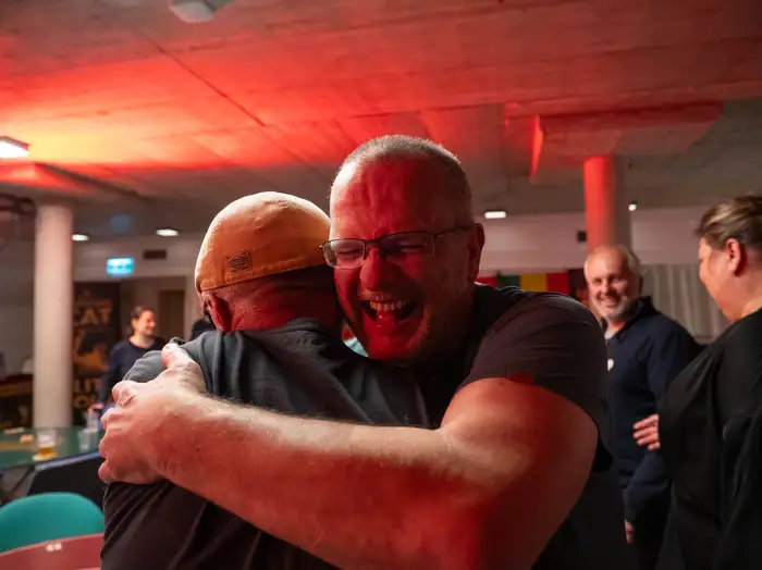 SCWS 2026 objetí rivalů / rivals' hug.